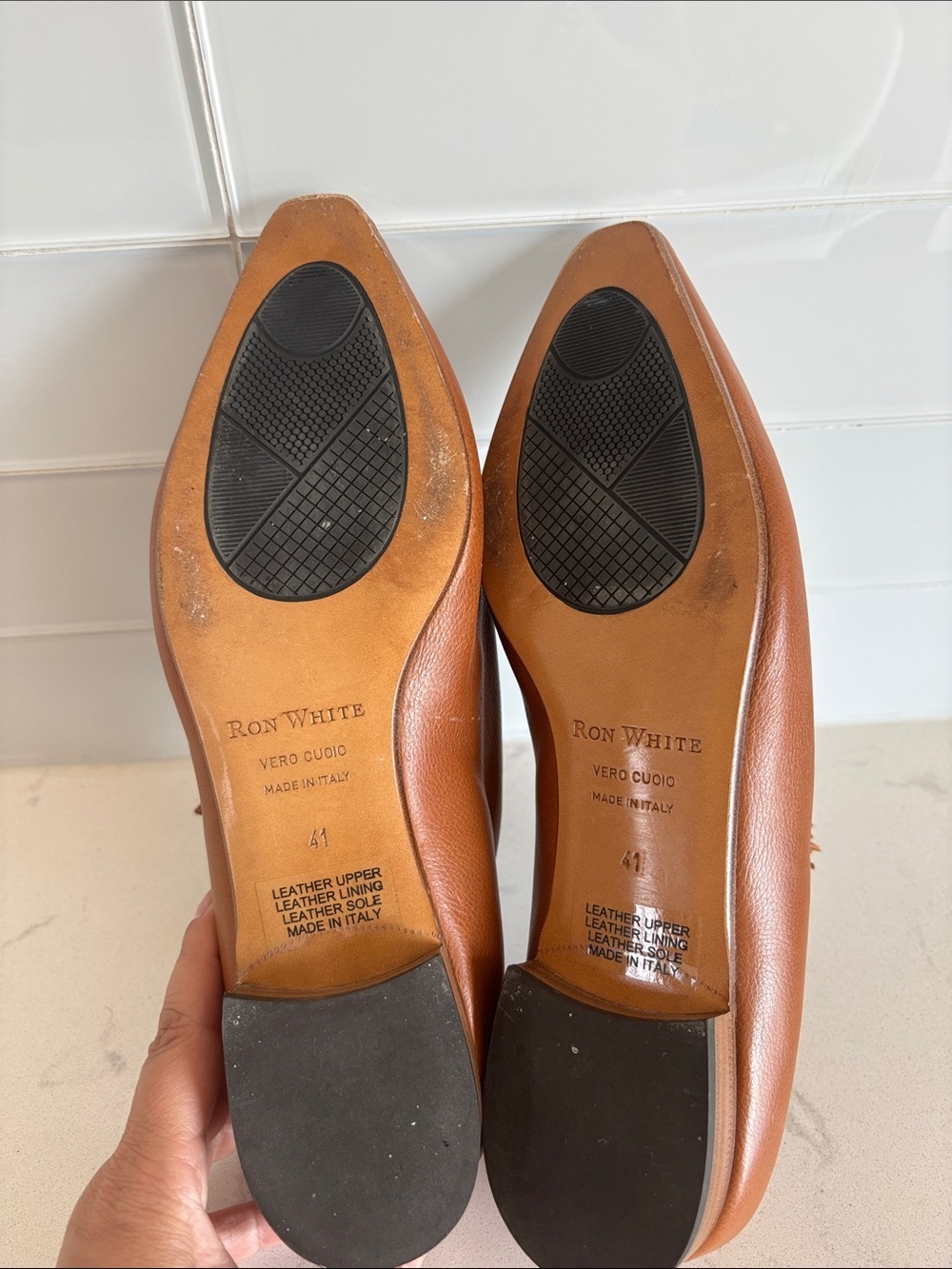 Ron White Women's Tan Leather Tassel Loafers - Picture 4 of 9